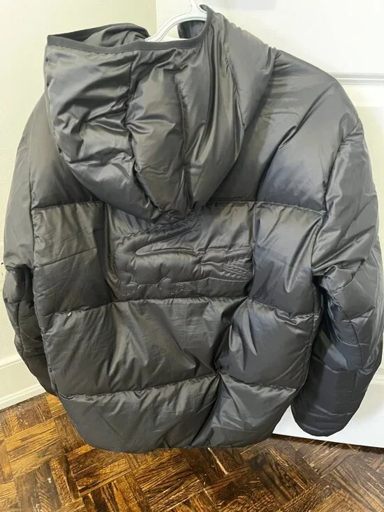 Lacoste puffer jacket 🐊🔥 - Picture 2 of 4
